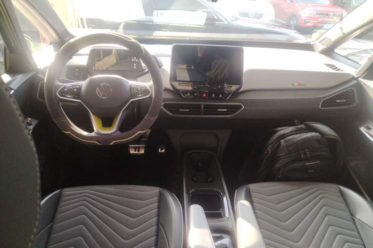Used Volkswagen ID.3 2022 Active Pure Intelligent Enjoyment Edition Interior 2