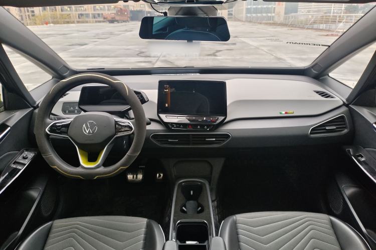 Used Volkswagen ID.3 2022 Active Pure Intelligent Enjoyment Edition Interior 2