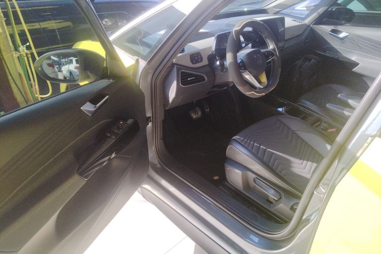 Used Volkswagen ID.3 2022 Active Pure Intelligent Enjoyment Edition Interior 3