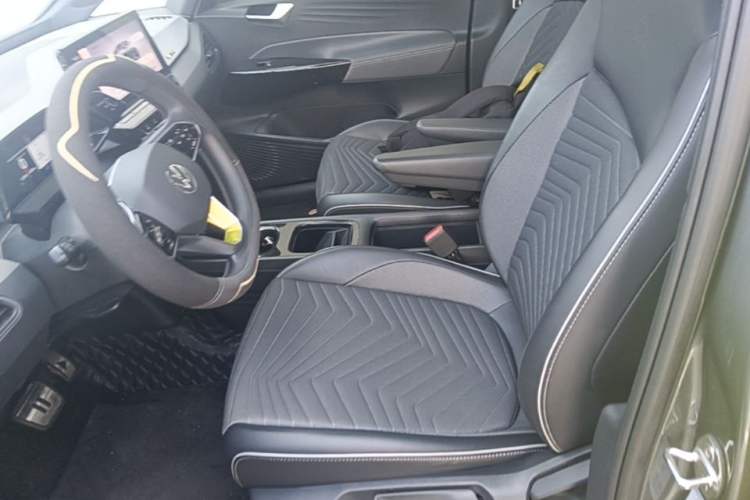 Used Volkswagen ID.3 2022 Active Pure Intelligent Enjoyment Edition Left Front Seat