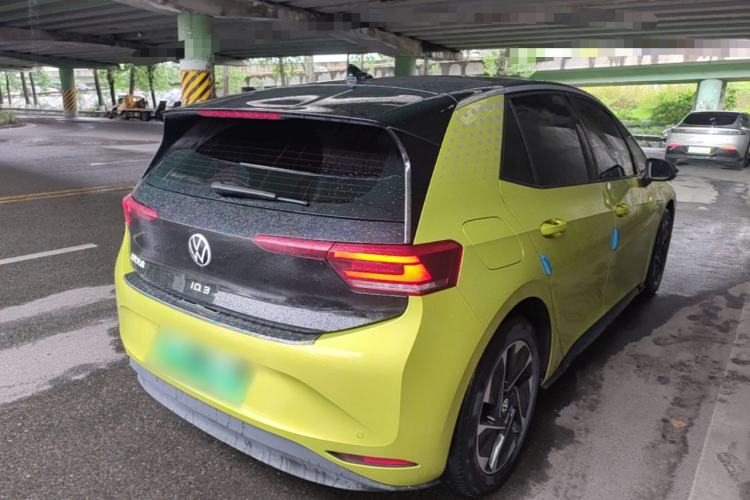 Used Volkswagen ID.3 2022 Active Pure Intelligent Enjoyment Edition Rear Right 45 Deg