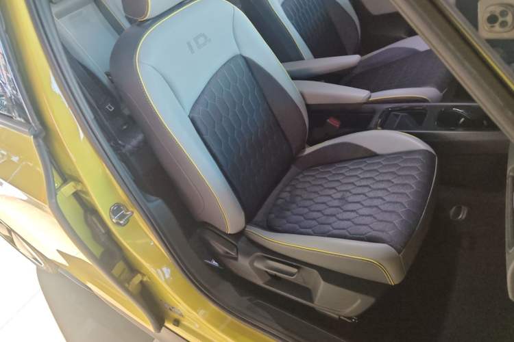 Used Volkswagen ID.3 2022 Pro Smart Edition Right Front Seat