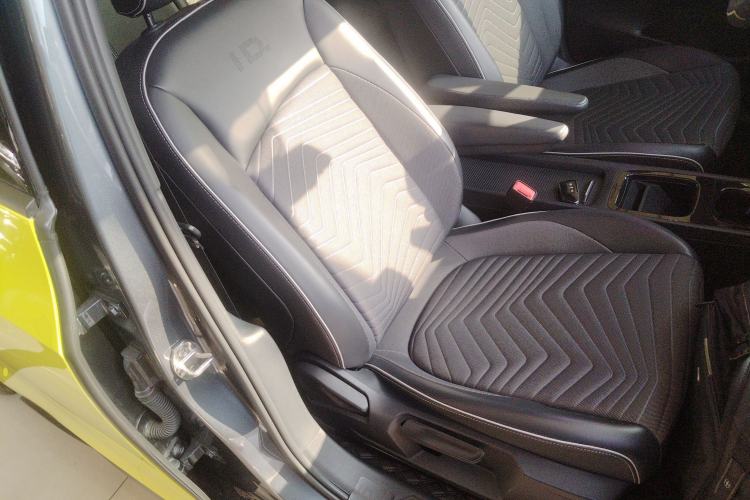 Used Volkswagen ID.3 2022 Active Pure Intelligent Enjoyment Edition Right Front Seat