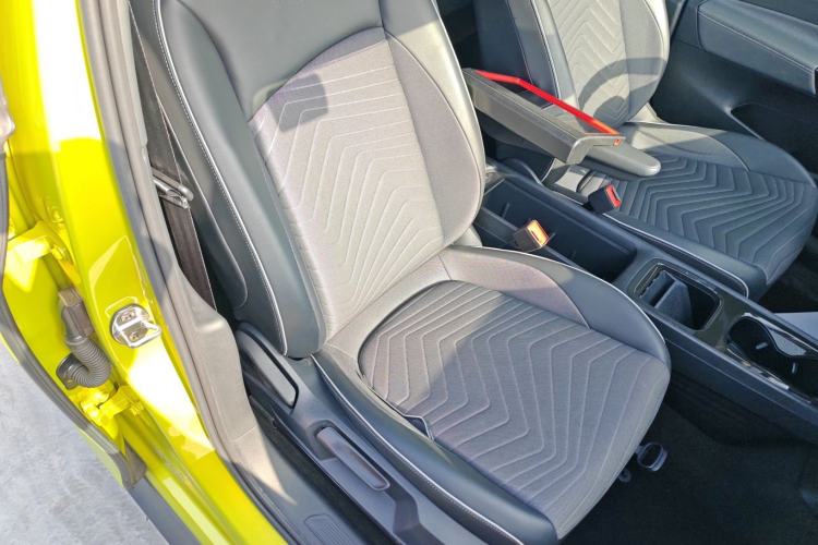 Used Volkswagen ID.3 2022 Active Pure Intelligent Enjoyment Edition Right Front Seat