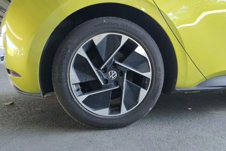 Used Volkswagen ID.3 2022 Active Pure Intelligent Enjoyment Edition Right Rear Wheel Hub