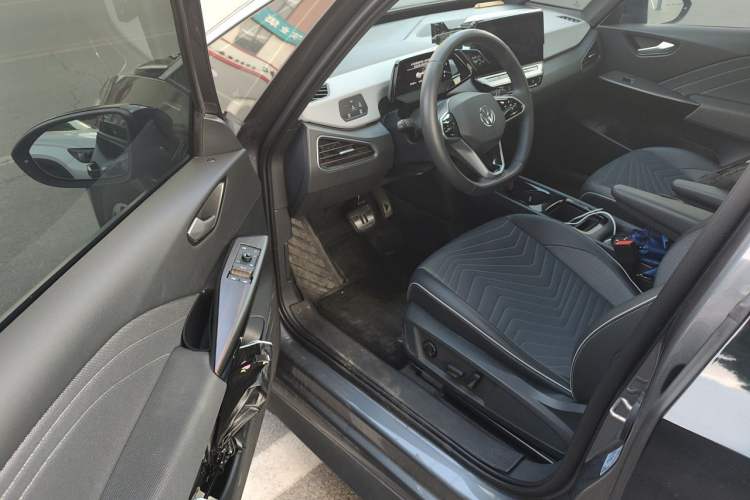 Used Volkswagen ID.3 2023 Pure Smart Edition Driver Seat