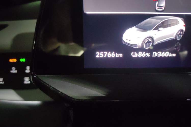 Used Volkswagen ID.3 2023 Upgraded Model Pure Intelligent Enjoyment Version Odometer Close Up