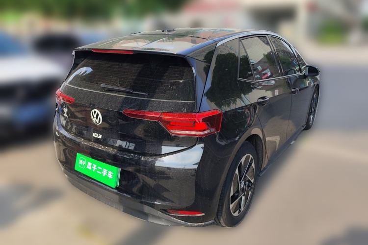 Used Volkswagen ID.3 2023 Pure Smart Edition Rear Right 45 Deg