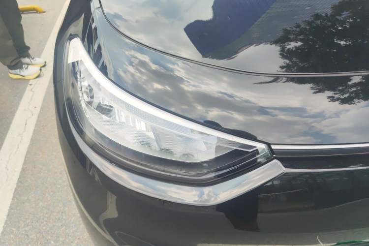 Used Volkswagen ID.3 2023 Upgraded Model Pure Intelligent Enjoyment Version Right Front Headlight