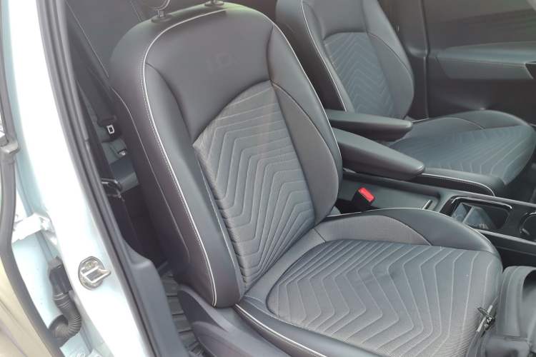 Used Volkswagen ID.3 2023 Upgraded Model Pure Intelligent Enjoyment Version Right Front Seat