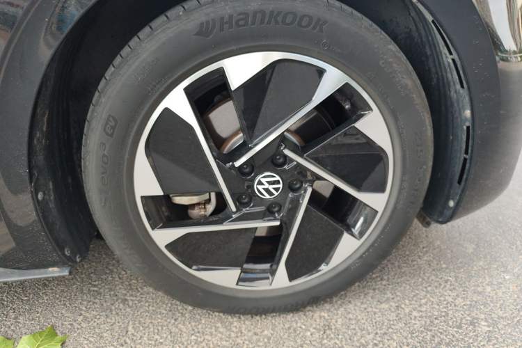 Used Volkswagen ID.3 2023 Pure Smart Edition Right Front Wheel Hub