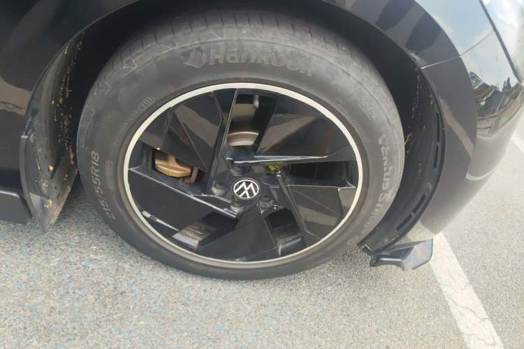 Used Volkswagen ID.3 2023 Upgraded Model Pure Intelligent Enjoyment Version Right Front Wheel Hub
