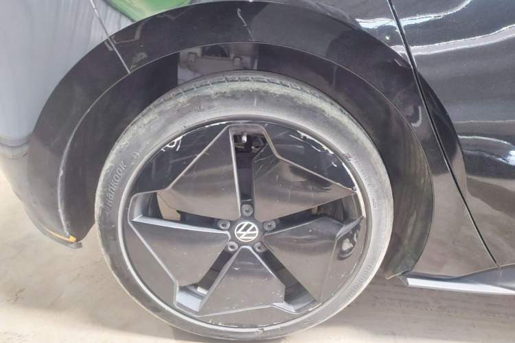 Used Volkswagen ID.3 2023 Upgraded Model Pure Intelligent Enjoyment Version Right Rear Wheel Hub