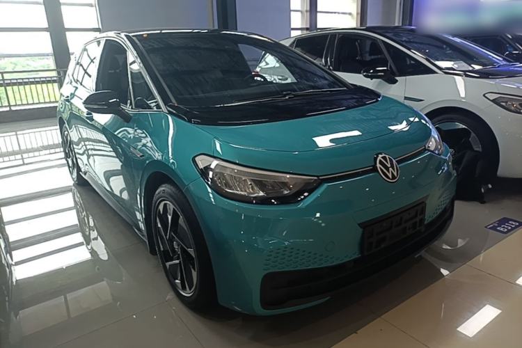Used Volkswagen ID.3 2023 Upgraded Model Pure Intelligent Enjoyment Version Front Right 45 Deg