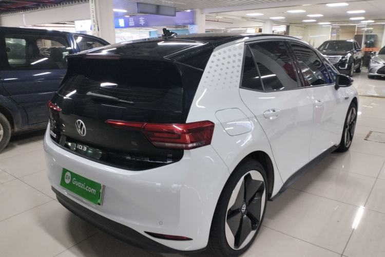 Used Volkswagen ID.3 2023 Upgraded Model Pure Intelligent Enjoyment Version Rear Right 45 Deg