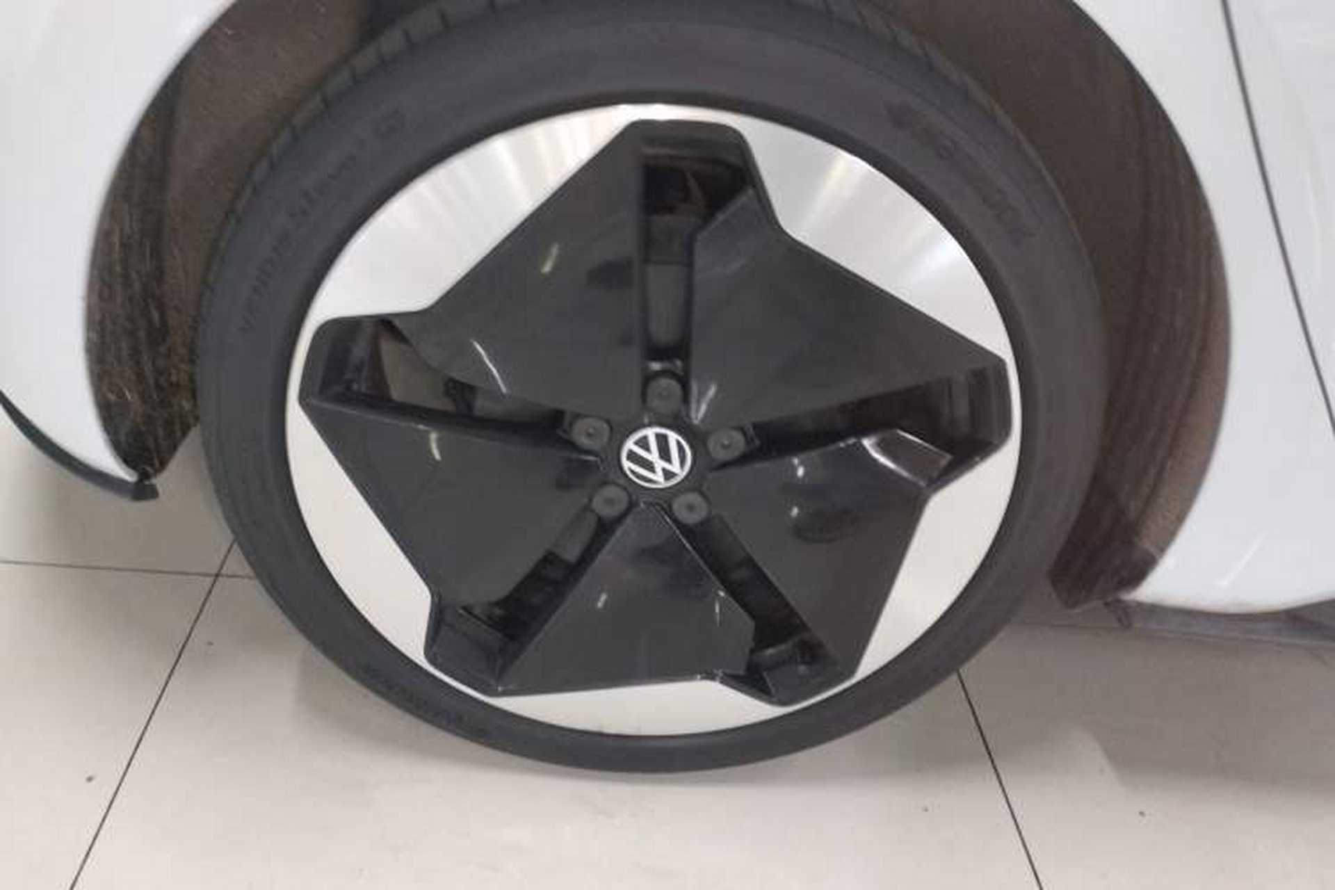 Used Volkswagen ID.3 2023 Upgraded Model Pure Intelligent Enjoyment Version Right Rear Wheel Hub