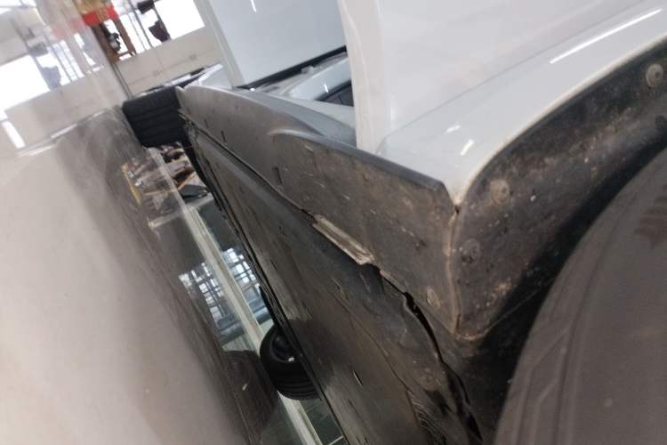 Used Volkswagen ID.3 2023 Upgraded Model Pure Intelligent Enjoyment Version Right Side Sill
