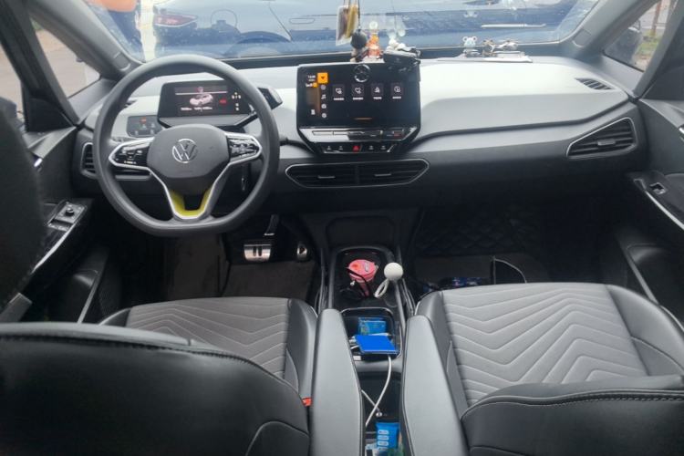 Used Volkswagen ID.3 2023 Pure Smart Edition Center Console