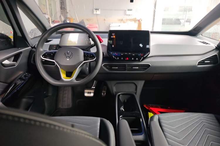 Used Volkswagen ID.3 2023 Pure Smart Edition Center Console