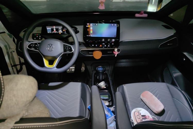 Used Volkswagen ID.3 2023 Pure Smart Edition Center Console