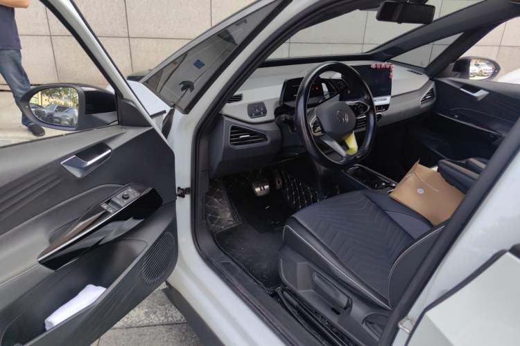 Used Volkswagen ID.3 2023 Pure Smart Edition Driver Seat