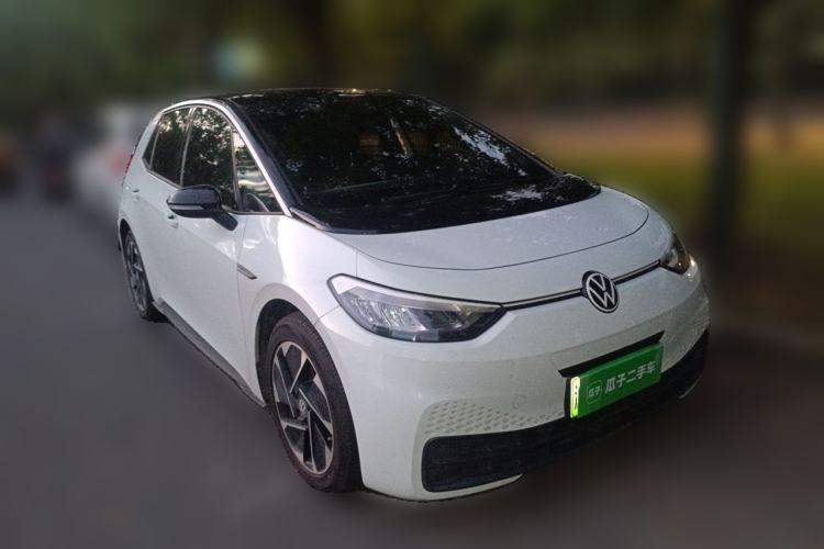 Used Volkswagen ID.3 2023 Upgraded Model Pure Intelligent Enjoyment Version Front Right 45 Deg