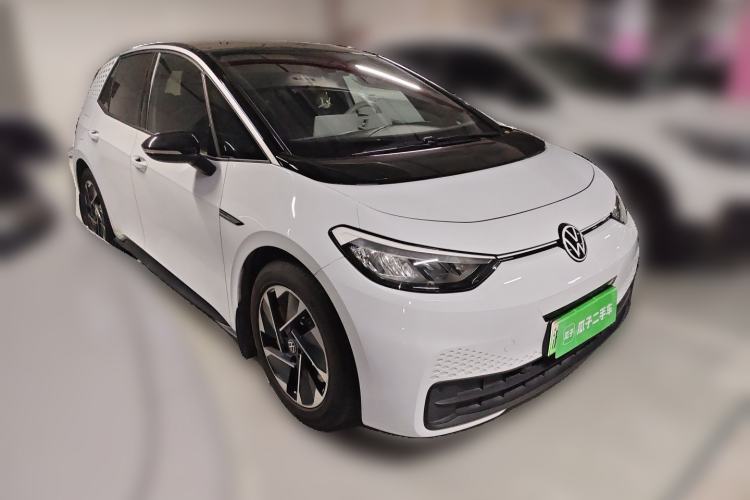 Used Volkswagen ID.3 2023 Upgraded Model Pure Intelligent Enjoyment Version Front Right 45 Deg
