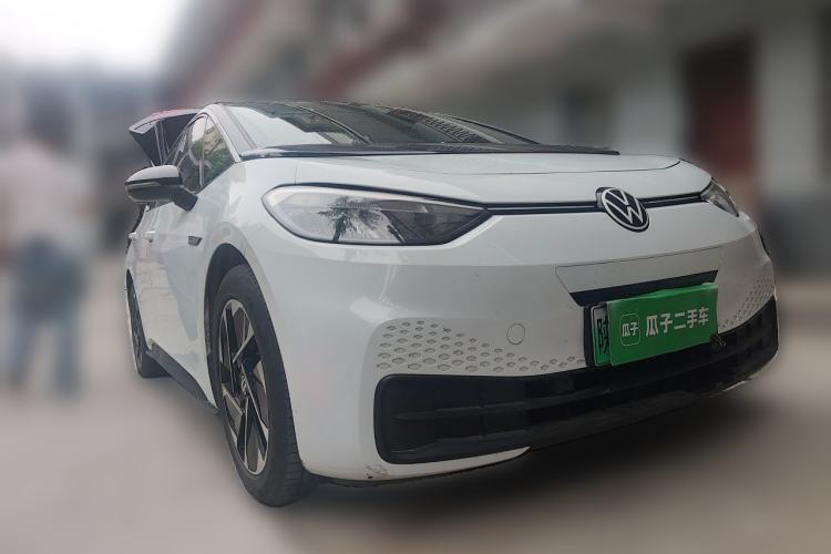 Used Volkswagen ID.3 2023 Upgraded Model Pure Intelligent Enjoyment Version Front Right 45 Deg