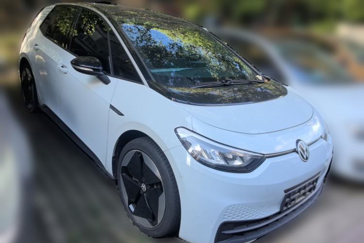 Used Volkswagen ID.3 2023 Upgraded Model Pure Intelligent Enjoyment Version Front Right 45 Deg
