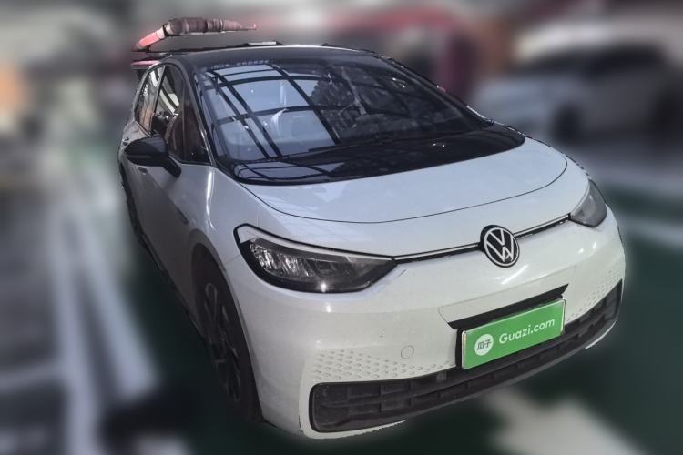 Used Volkswagen ID.3 2023 Pure Smart Edition Front Right 45 Deg