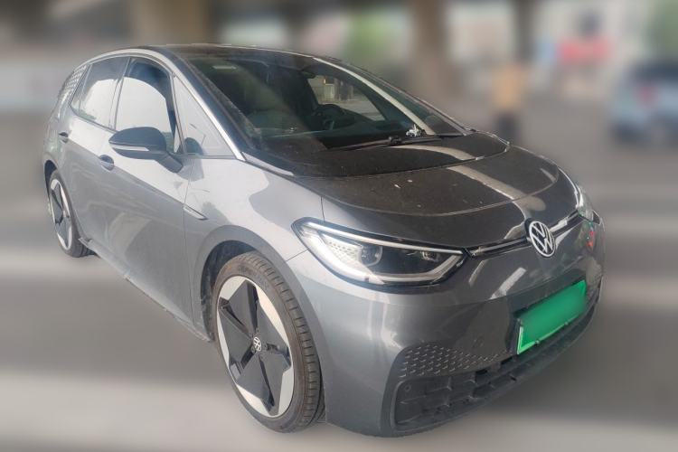 Used Volkswagen ID.3 2023 Intelligent Edition Front Right 45 Deg