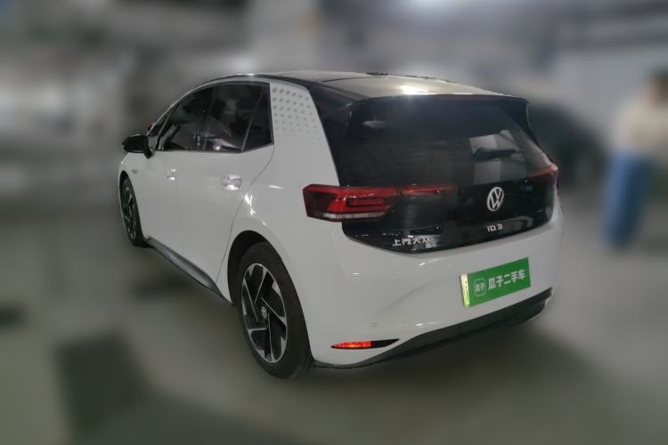 Used Volkswagen ID.3 2023 Pure Smart Edition Rear Left 45 Deg