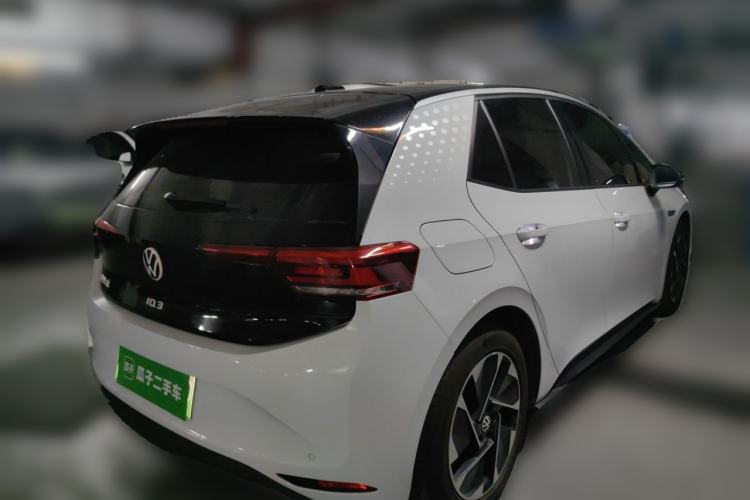 Used Volkswagen ID.3 2023 Pure Smart Edition Rear Right 45 Deg