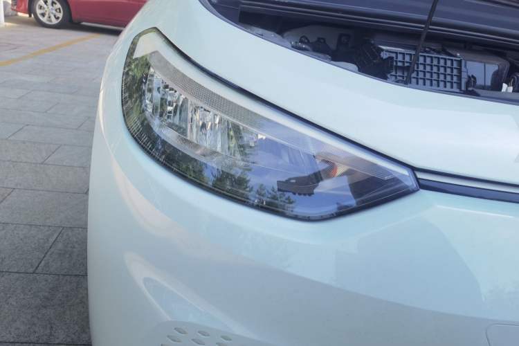 Used Volkswagen ID.3 2023 Upgraded Model Pure Intelligent Enjoyment Version Right Front Headlight