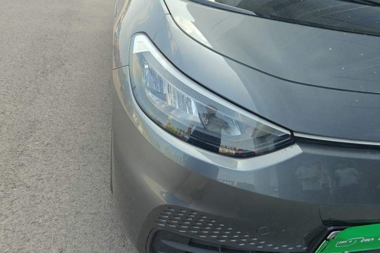 Used Volkswagen ID.3 2023 Upgraded Model Pure Intelligent Enjoyment Version Right Front Headlight