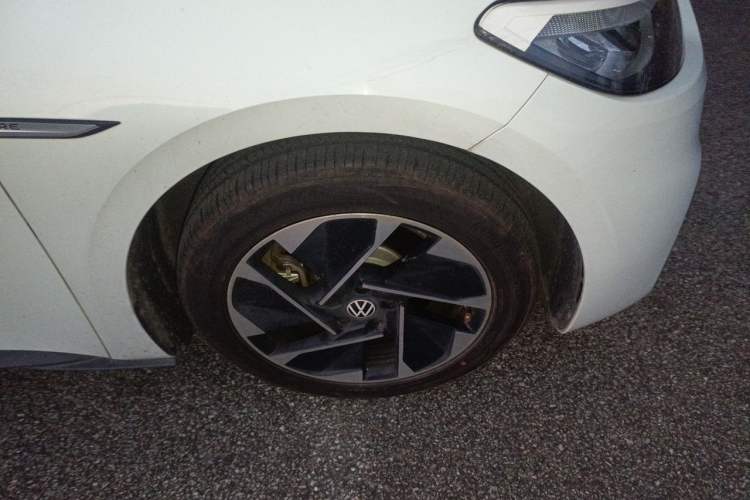 Used Volkswagen ID.3 2023 Upgraded Model Pure Intelligent Enjoyment Version Right Front Wheel Hub