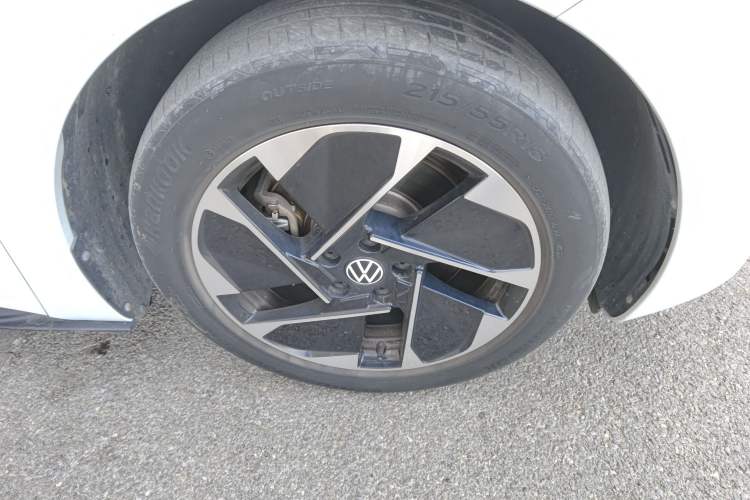 Used Volkswagen ID.3 2023 Pure Smart Edition Right Front Wheel Hub