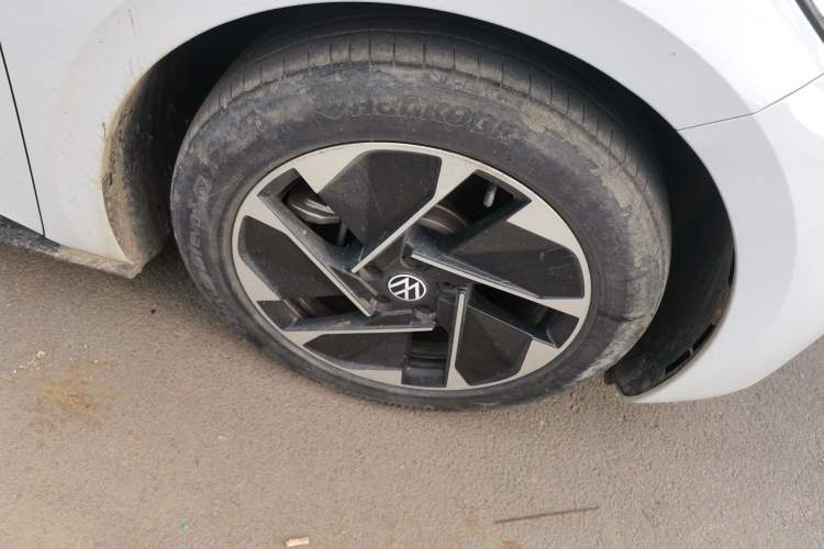 Used Volkswagen ID.3 2023 Pure Smart Edition Right Front Wheel Hub