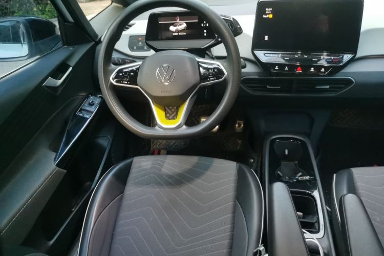 Used Volkswagen ID.3 2023 Pure Smart Edition Steering Wheel