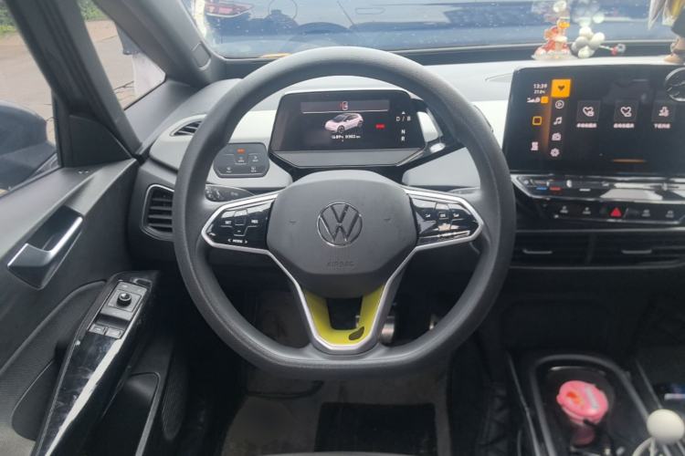 Used Volkswagen ID.3 2023 Pure Smart Edition Steering Wheel