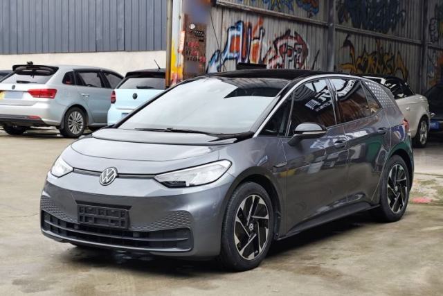 Used Volkswagen ID.3 2023 Pure Smart Edition