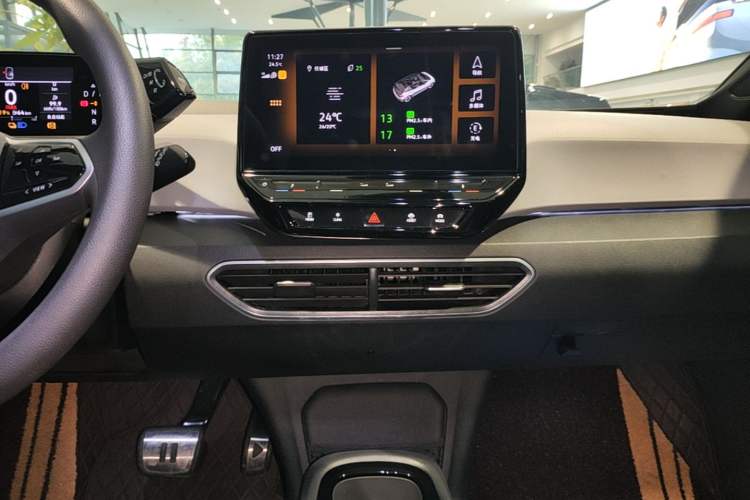 Used Volkswagen ID.3 2023 Upgraded Model Pure Intelligent Enjoyment Version Audio And AC Panel