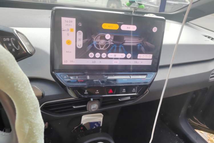 Used Volkswagen ID.3 2023 Upgraded Model Pure Intelligent Enjoyment Version Audio And AC Panel