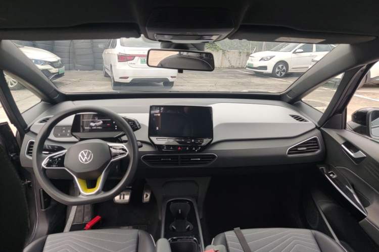 Used Volkswagen ID.3 2023 Pure Smart Edition Center Console