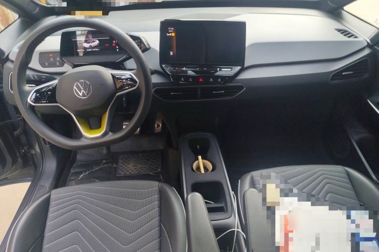 Used Volkswagen ID.3 2023 Pure Smart Edition Center Console