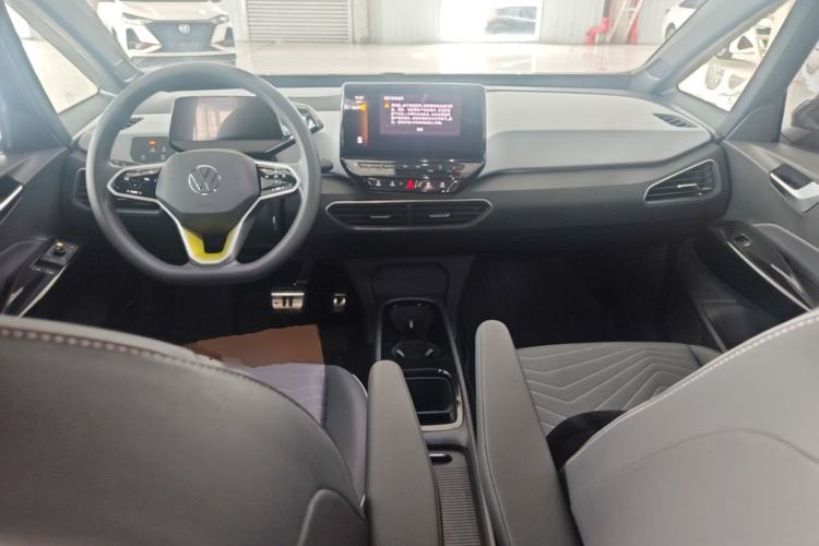Used Volkswagen ID.3 2023 Pure Smart Edition Center Console