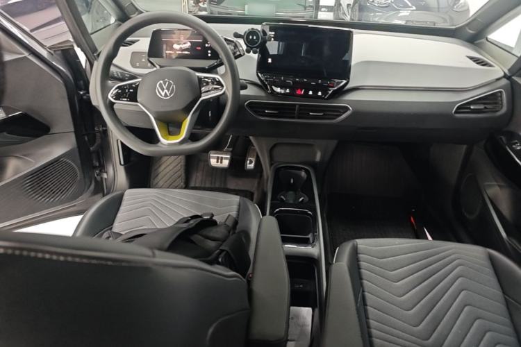 Used Volkswagen ID.3 2023 Pure Smart Edition Center Console
