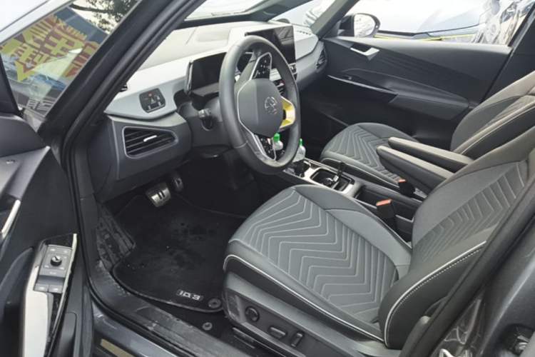 Used Volkswagen ID.3 2023 Pure Smart Edition Driver Seat