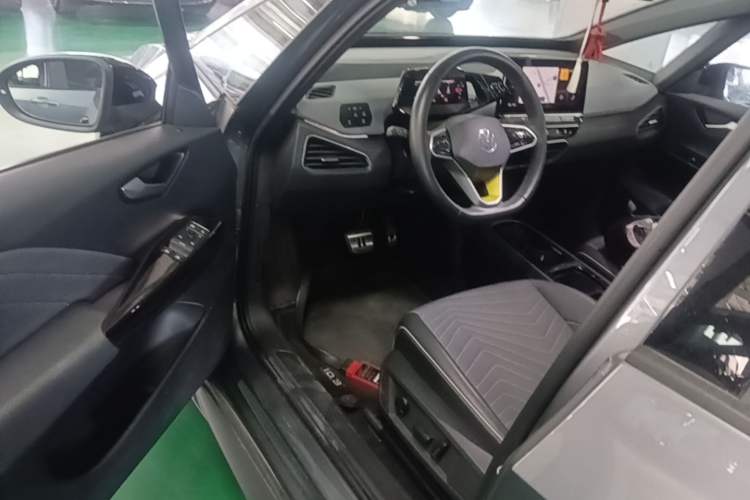 Used Volkswagen ID.3 2023 Pure Smart Edition Driver Seat