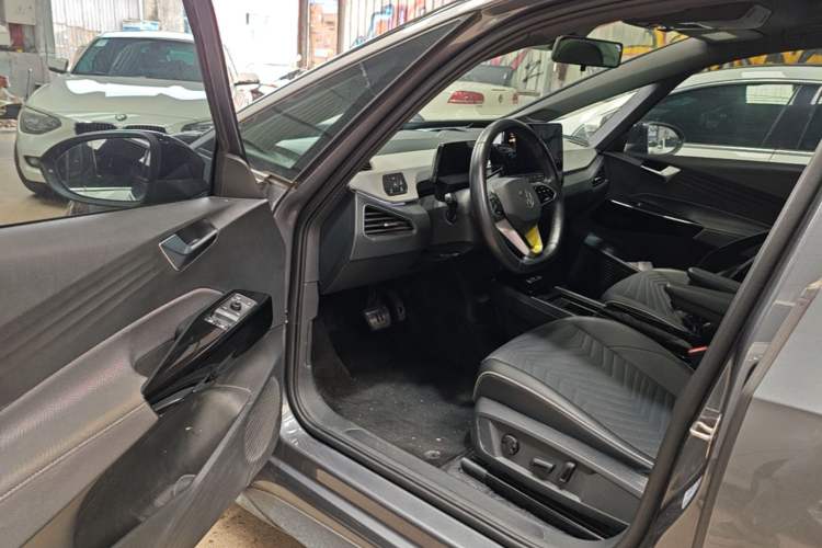 Used Volkswagen ID.3 2023 Pure Smart Edition Driver Seat